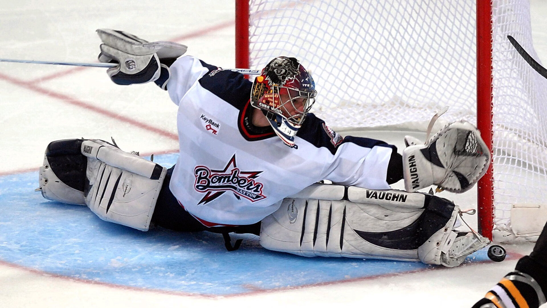 开云官网-季后赛抢七之夜，哈利伯顿硬仗之王，当数据沉默时，灵魂开始咆哮