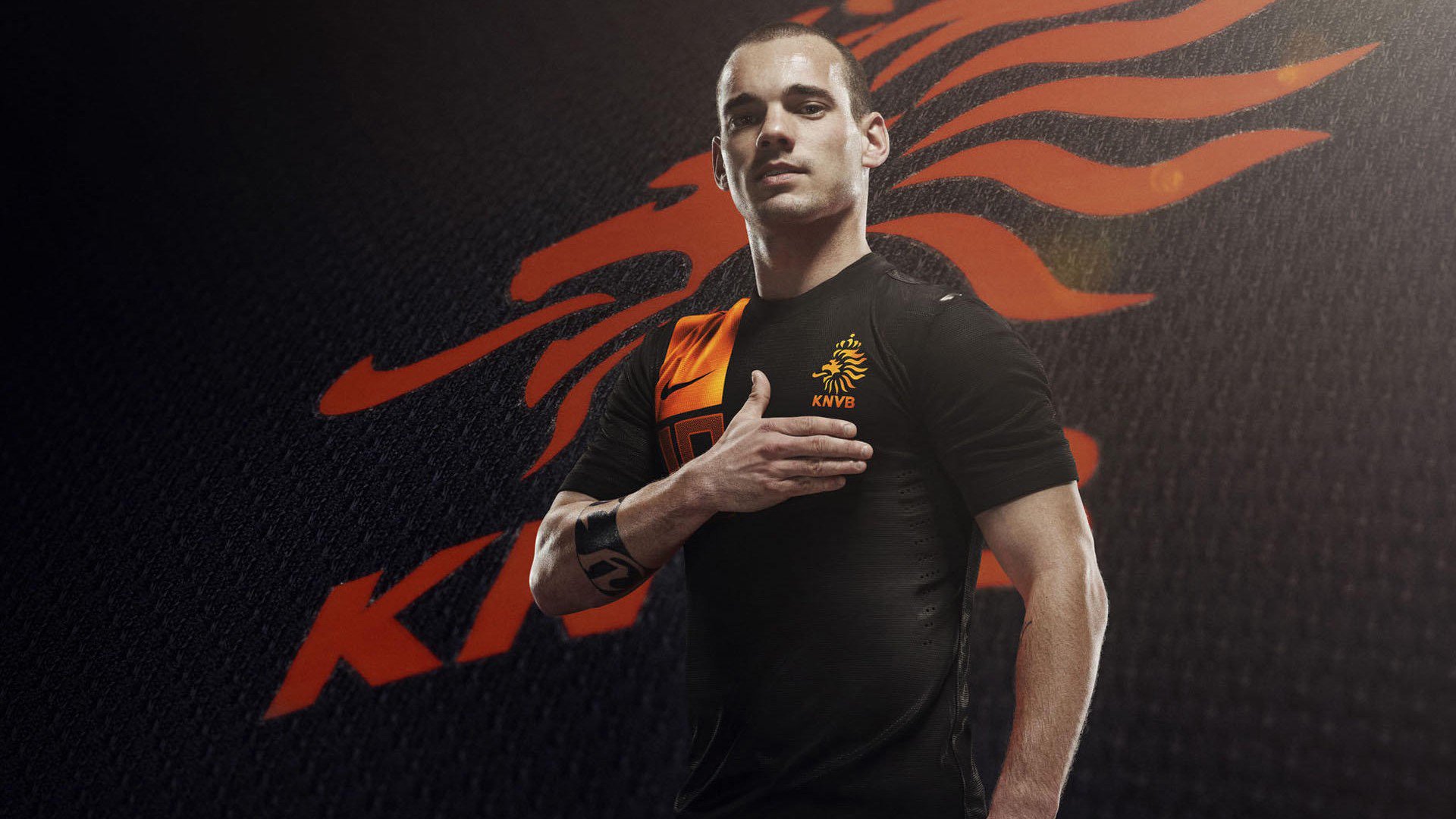 开云体育下载-当莱万如维京风暴般席卷，欧冠淘汰赛的瑞典式接管